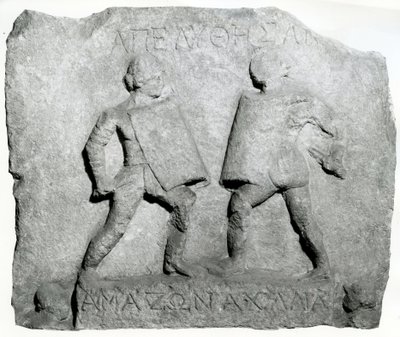Marmeren reliëf ter herdenking van twee vrouwelijke gladiatoren, 1e-2e eeuw door Roman